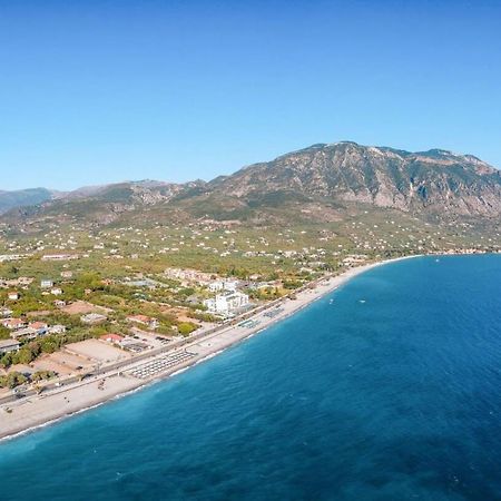 Kalamata'S Spacious Getaway-Taygetos Amazing View Bagian luar foto