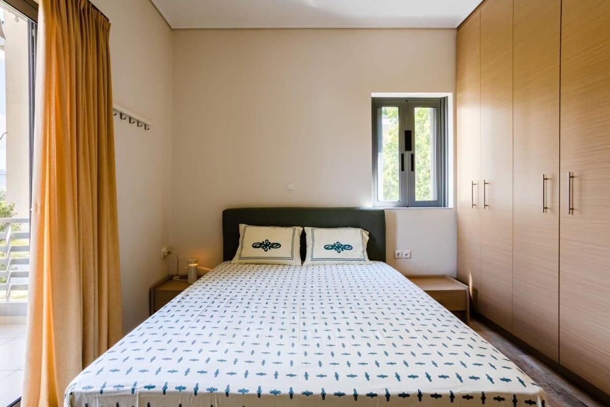 Kalamata'S Spacious Getaway-Taygetos Amazing View Bagian luar foto