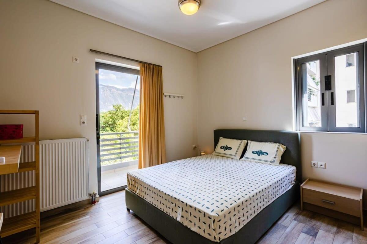 Kalamata'S Spacious Getaway-Taygetos Amazing View Bagian luar foto